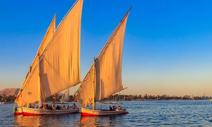 Private Tour to Karnak and Luxor Temples and Felucca Ride