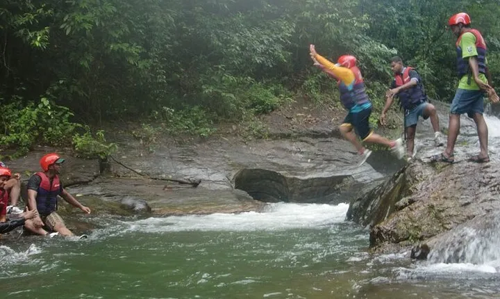 White Water Rafting & Canyoning Day Tour from Colombo/Negambo
