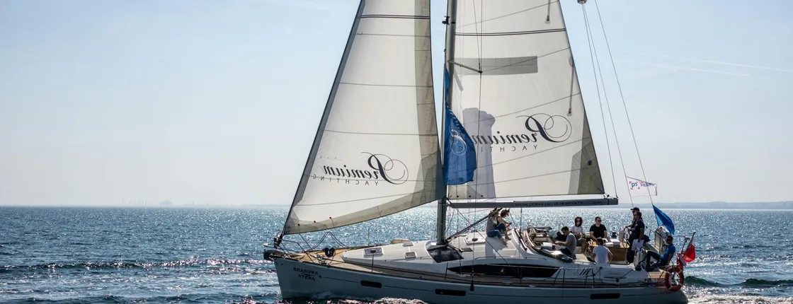 Yacht Cruise around the Bay from Sopot with Welcome Drink