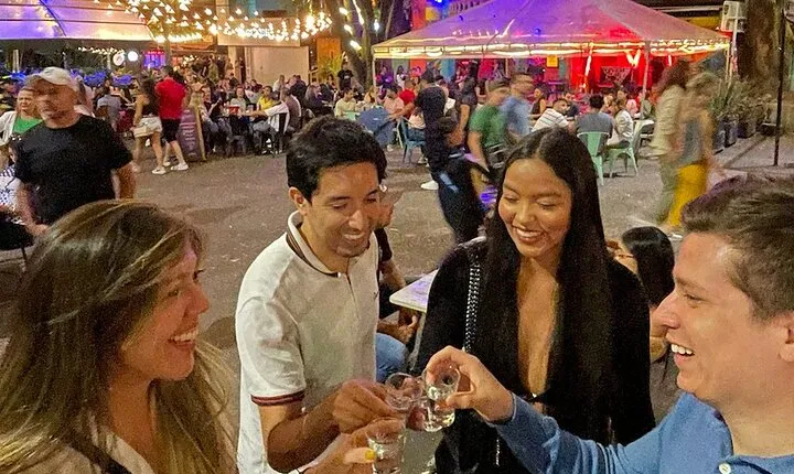 Provenza: Cocktails & CoolTure Route