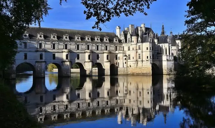 Loire Valley Chateaux from Paris Private Tour