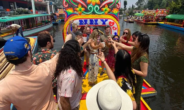 Xochimilco & Mexican Party with Guacamole & Unlimited Drinks