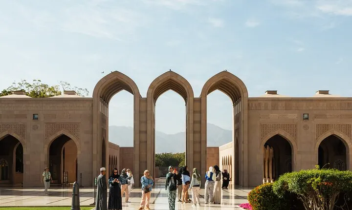 Guided Walking Tour of Sultan Qaboos Grand Mosque in Muscat