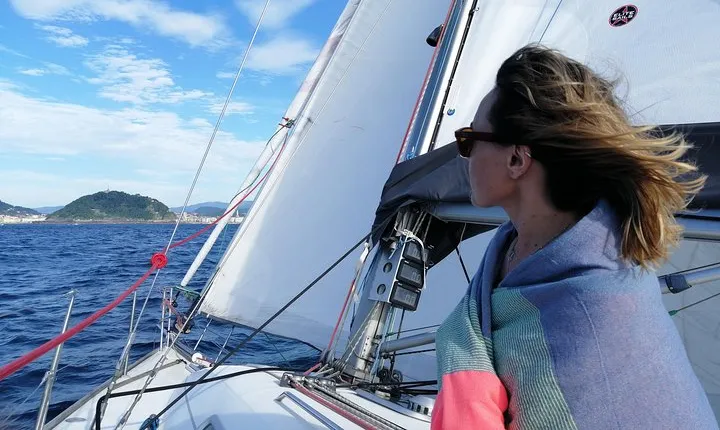 San Sebastian Private Sailing trips & Socioeducational boat tours