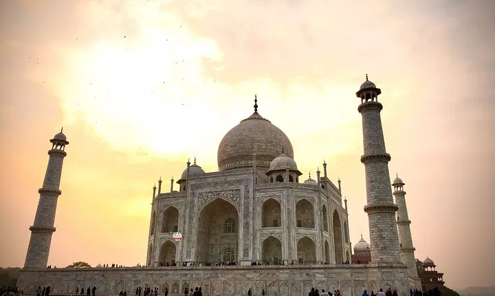 Taj Mahal Sunrise and Sunset tour from Delhi