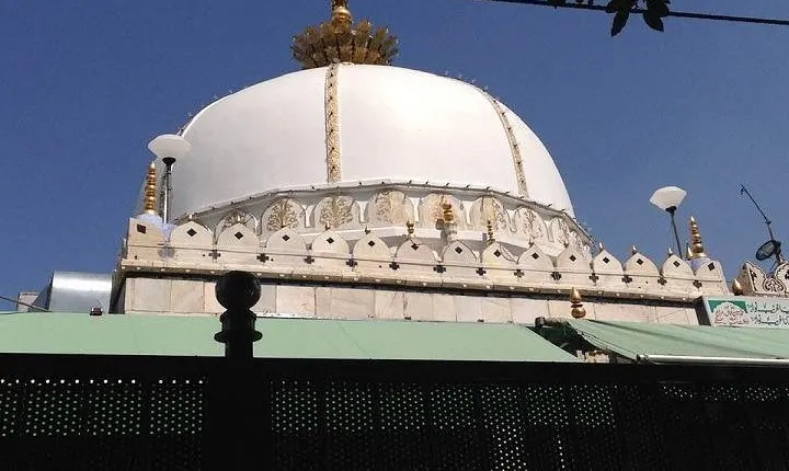 4 Days Golden Triangle with Ajmer Sharif By Car from Delhi