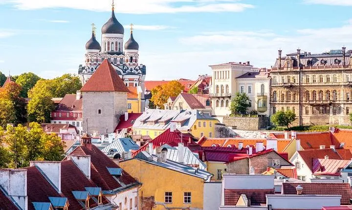 Tallinn Day Tour from Helsinki (Ferry Tickets+ Guiding+ Own Time)