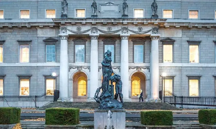 A Self Guided Walking Tour of Dublin's Docklands
