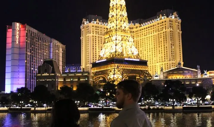 Las Vegas Strip or Fremont Street Semi-Professional Photo Session