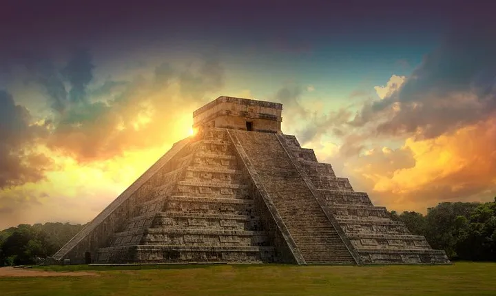 Chichen Itza Early Access Private Tour with Buffet Lunch