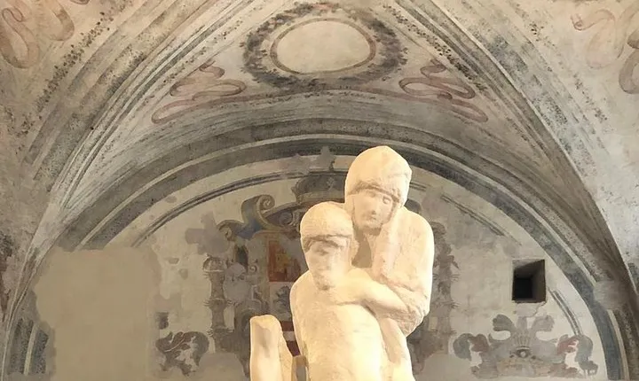 Milan Hidden Gems Guided Tour: Michelangelo's Pietà San Maurizio and San Satiro