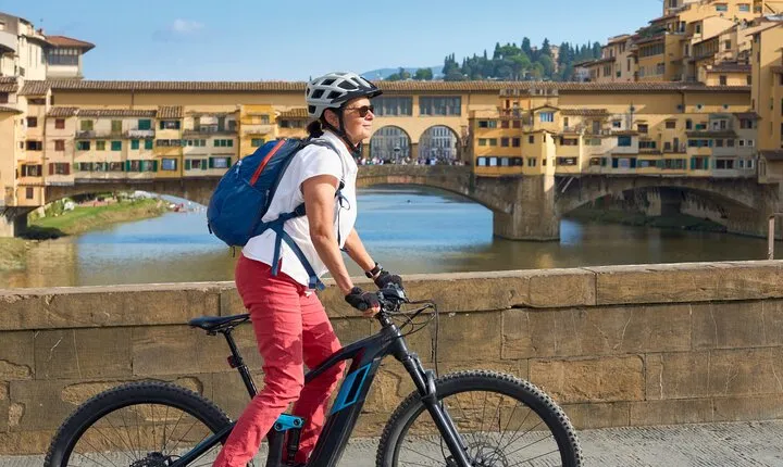 Florence and Fiesole PRIVATE E-Bike Tour 