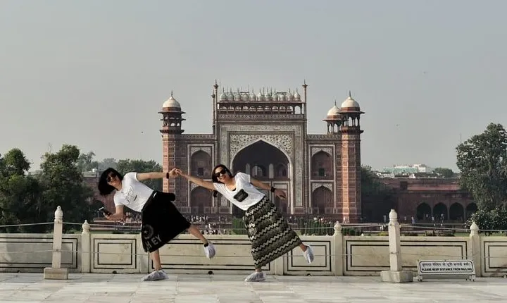 Taj Mahal Sunrise Tour From Delhi By Car