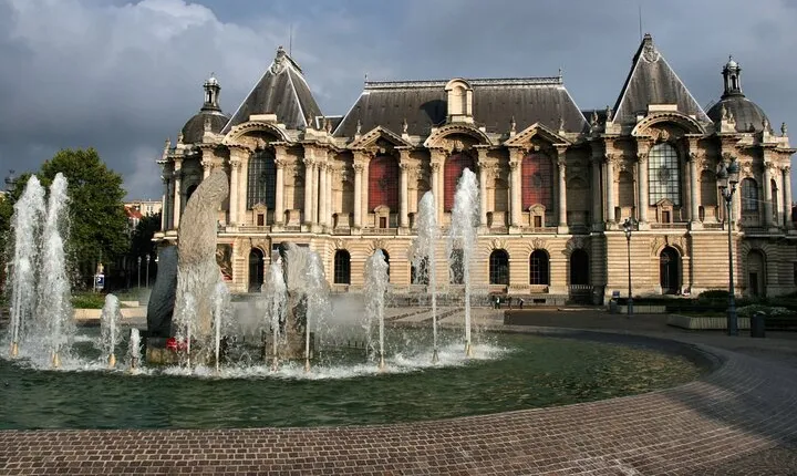 Lille : Private Custom Tour with a Local Guide