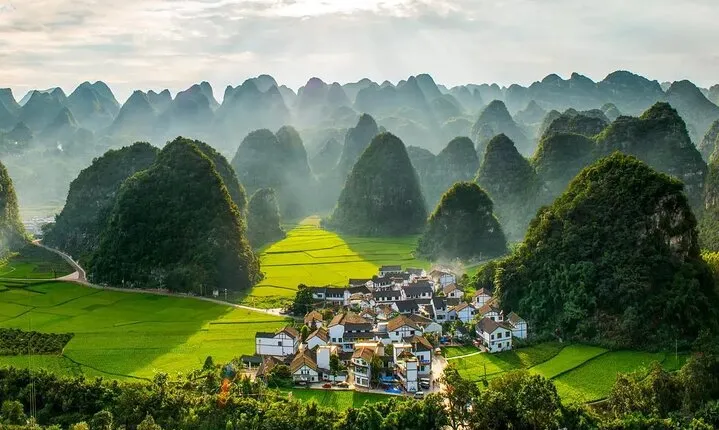 7-Day Private Tour from waterfall to Miao villages from Guiyang