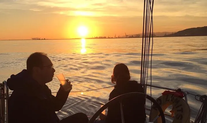 2 Hour Small Group Sunset Sail inc Tapas & Drinks