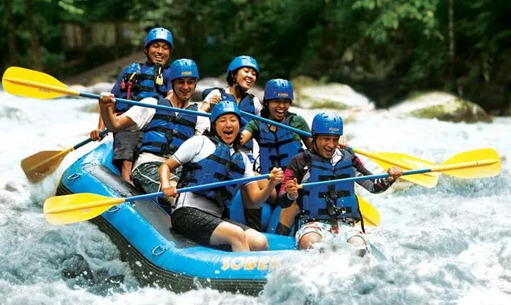 Caving at Gua Tempurung and Thrilling White Water River Rafting in Gopeng Perak