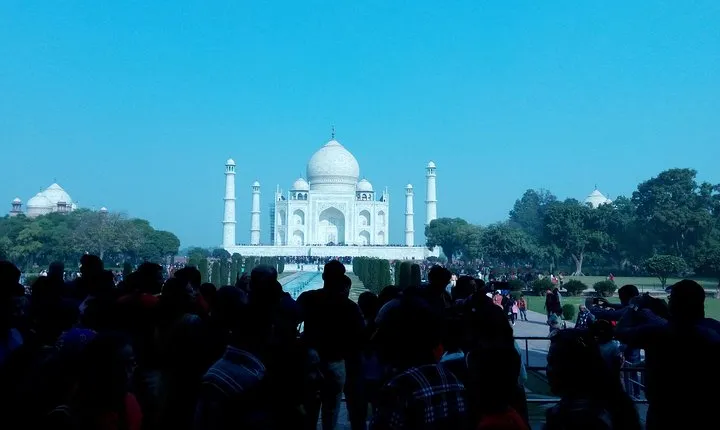 Private Same Day Delhi Agra Delhi by car 