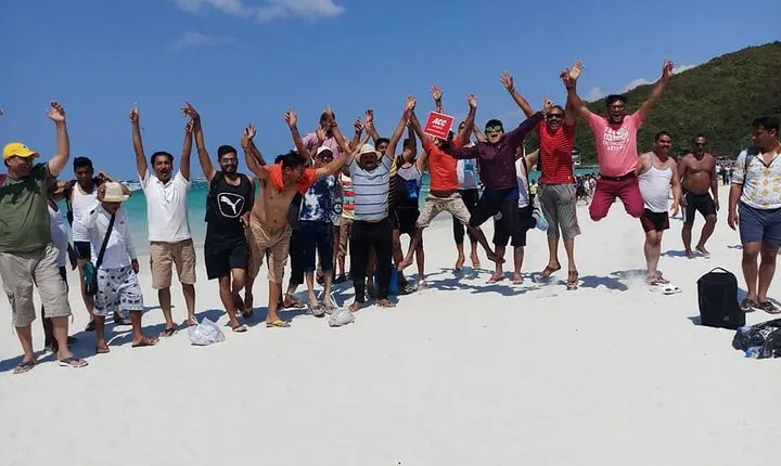 Coral Island Pattaya: Indian Lunch, Transfer, Hindi staff (India Travelers +AR)