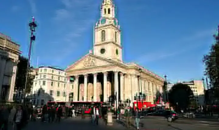 Covent Garden: A Self-Guided Photography Tour