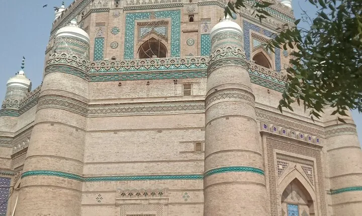 Southern Pakistan Indus Valleys Tour