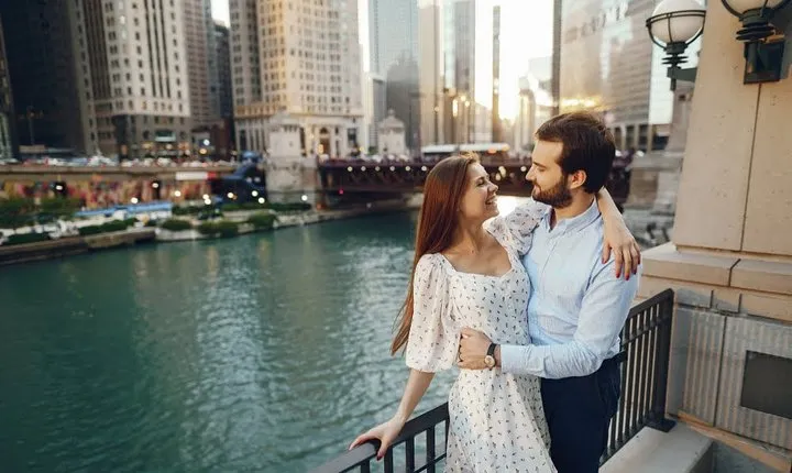 Love is in the Windy City - Chicago Private Walking Tour