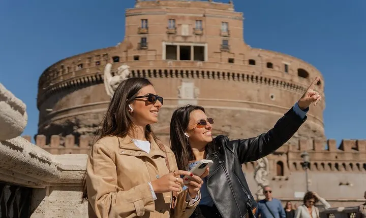 Rome: Pope’s Dungeon at Castel Sant’Angelo with Audio Guide