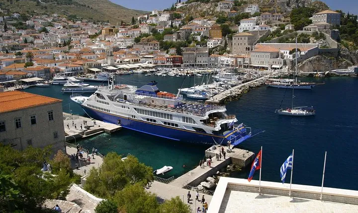 VIP Day Cruise from Athens to Hydra, Poros and Aegina