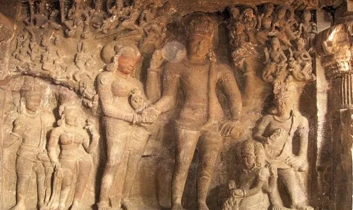 Ellora Caves Tour From Mumbai With Breakfast & Lunch (Flight Excluded)