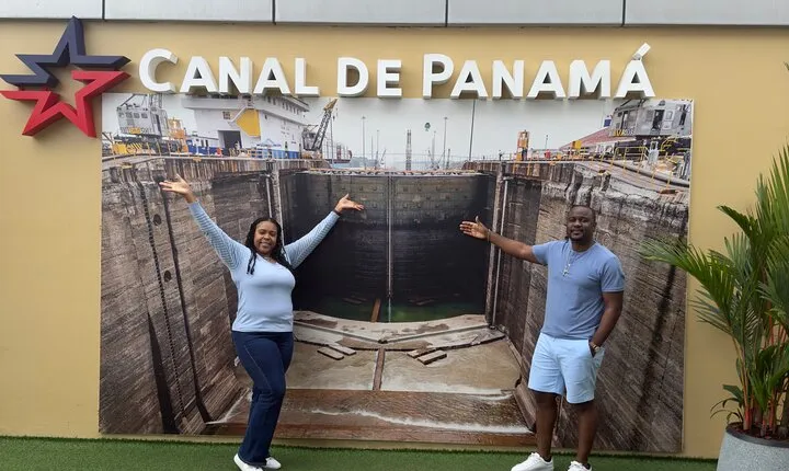 Historical Private Tour in the city and Panama Canal with Pickup