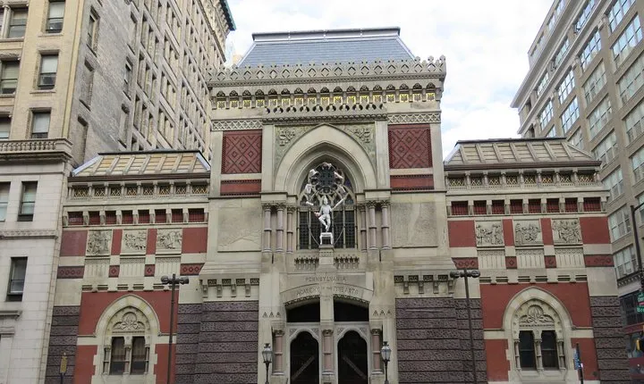 Exploring Philadelphia's Gilded Age to now Private Walking Tour