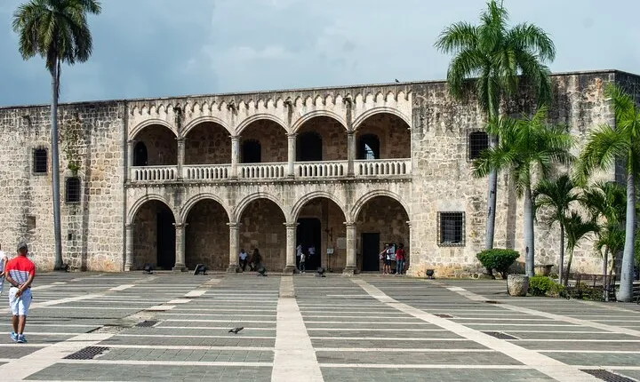 Santo Domingo Cultural VIP Tour From Uvero Alto
