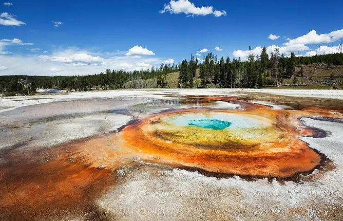 7-Day Camping Tour: Bryce Canyon, Salt Lake City, Grand Tetons, Yellowstone, Rocky Mountains and Vallley of Fire from Las Vegas