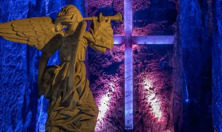 Salt Cathedral Private Tour: Tour Guide, Tickets, and Vehicle