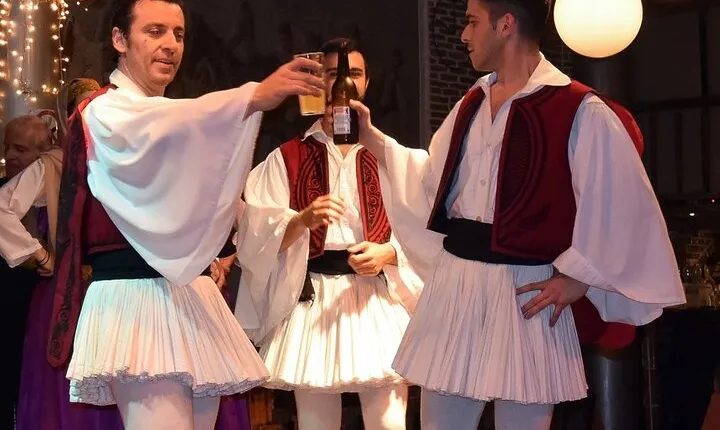 Athens by night. Small walking and musical show.
