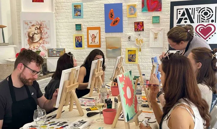Painting class at an Art Gallery in Lisbon