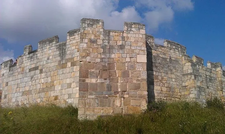 York Walls Private Walking Tour