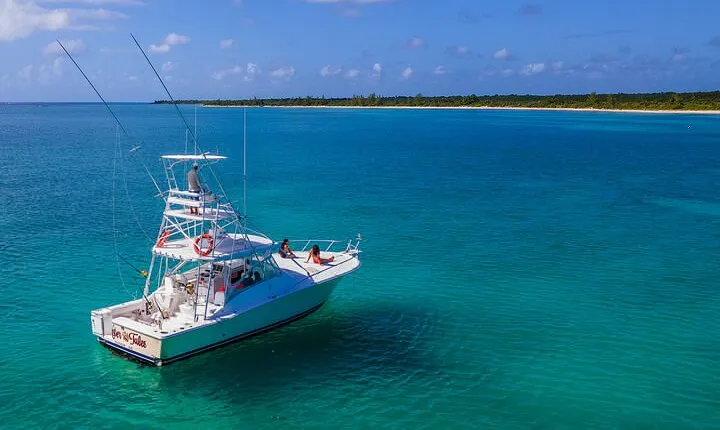 4 Hour Private Fishing Tour in Puerto Aventuras Riviera Maya