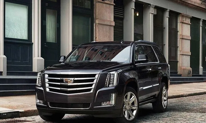 Arrival Private Transfer Denver Airport DEN to Denver City by SUV