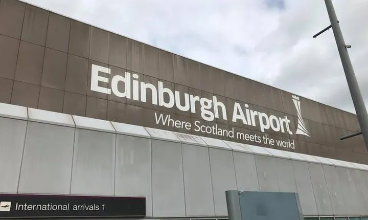 Edinburgh Airport to Edinburgh City plus return journey private transfer