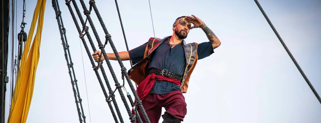 Yo Ho Pirate Sunset Cruise & Show with Dinner