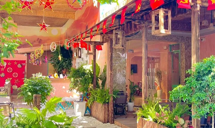 Workshop Experience and Explore Da Nang Iconic Attractions