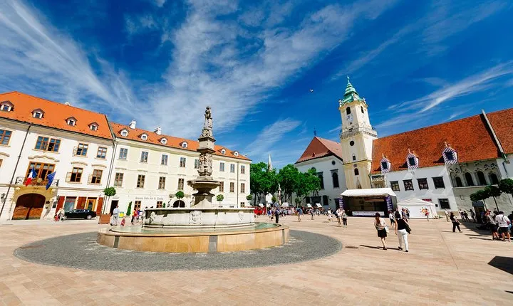 Bratislava Day Trip from Vienna With Catamaran Cruise on Danube
