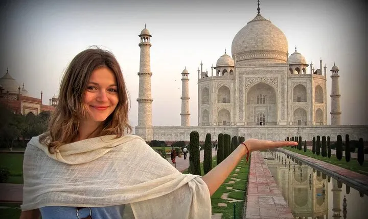 Taj Mahal Overland Tour
