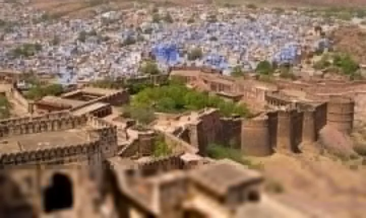 9-Day Golden Triangle Tour with Jodhpur and Pushkar by Motor Bike