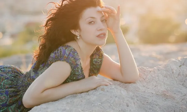 Private Athens Walking Tour with a Personal Photographer