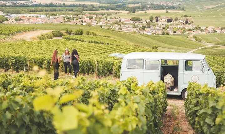 Full Day Tour in Champagne in a Vintage car from Epernay