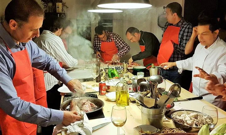 Private Paella Class with Full Dinner Menu