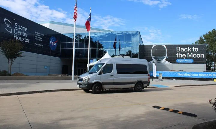 Houston NASA Space Center Round-Trip Transportation