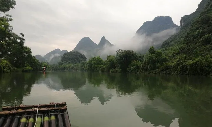 5-Day Guided Private Tour from Guilin to Chengdu with Lunch